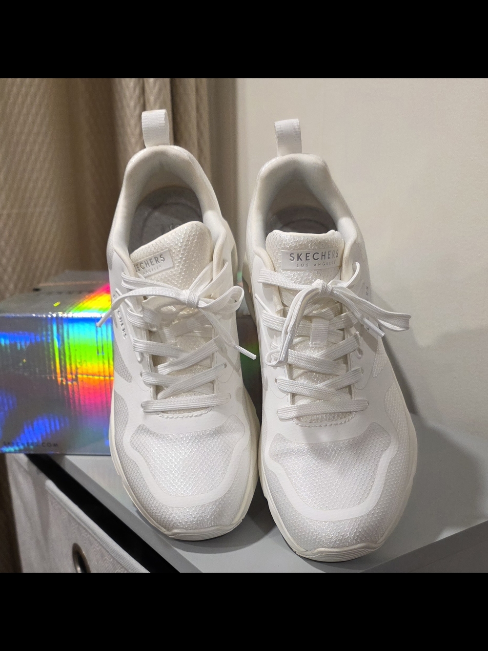 Skechers White Women's Sneakers - Picture 2 of 4